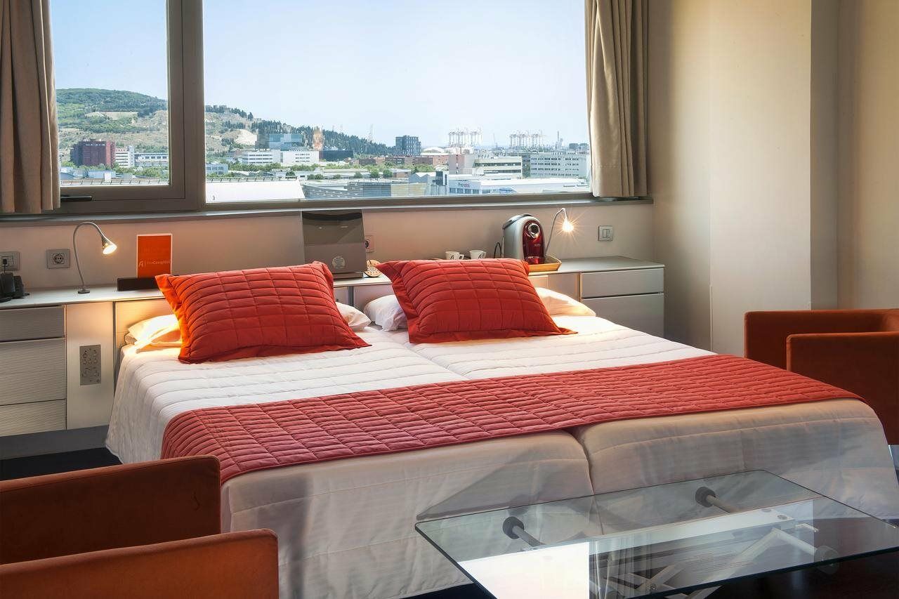 Hotel Alexandre Fira Congress 4*